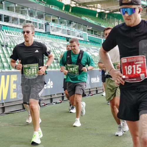 13.09.2026 - 21. swb-Marathon Bremen Michael Burmester http://msf.ph/oto/10419451 13.09.2026 13:21:04 Laufen im Stadion 258, 351, 423, 441, 464, 601, 620, 704, 782, 851, 1060, 1066, 1094, 1129, 1158, 1177, 1316, 1344, 1409, 1439, 1446, 1518, 1676, 1697, 1729, 1756, 1808, 1815, 1846, 1916, 2010, 2028, 2064, 2139, 2201, 2258, 2278, 2349, 2394, 2395, 2414, 2417, 2437, 2501, 2519, 2533, 2551, 2588, 2626, 2652, 2694, 2695, 2736, 2756, 2793, 2828, 2886, 2954, 2995, 3004, 3010, 3017, 3018, 3022, 3034, 3035, 3036, 3037, 3059, 3070, 3074, 3102, 3116, 3139, 3144, 3225, 3243, 3263, 3264, 3310, 3315 meine-sportfotos.de