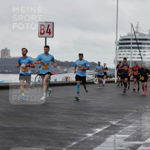 13.09.2026 - Kiel Lauf Andreas Tolksdorf http://msf.ph/oto/10419456 13.09.2026 10:57:24 Kiellinie 4, 3157, 2231, 4280, 3 meine-sportfotos.de
