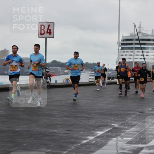 13.09.2026 - Kiel Lauf Andreas Tolksdorf http://msf.ph/oto/10419490 13.09.2026 10:57:25 Kiellinie 4, 22 meine-sportfotos.de