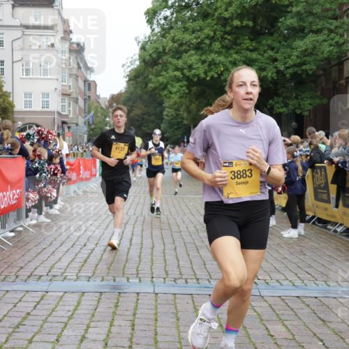 13.09.2026 - Kiel Lauf Yannick Fuchs http://msf.ph/oto/10419504 13.09.2026 09:41:06 Ziel 1593, 1787, 3883, 4137, 8389, 9608, 10202, 420, 1081, 1630, 2847, 3552, 5039, 6299, 6563, 7131, 7239, 7730, 8493, 8636, 9578, 9726, 10353, 11750, 11792, 12225, 1671, 1966, 4068, 9110, 10299, 10974, 11645, 11983, 12166, 1081, 2695, 2847, 3694, 7239 meine-sportfotos.de