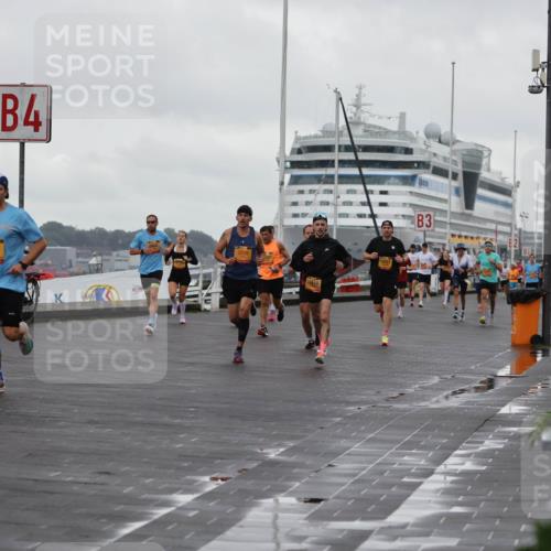 13.09.2026 - Kiel Lauf Andreas Tolksdorf http://msf.ph/oto/10419557 13.09.2026 10:57:26 Kiellinie 4, 4280, 1418, 12521, 3 meine-sportfotos.de
