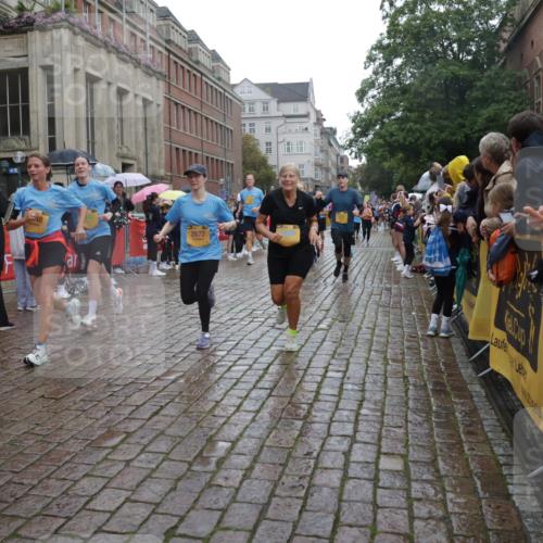 13.09.2026 - Kiel Lauf Yannick Fuchs http://msf.ph/oto/10419569 13.09.2026 10:51:48 Ziel 201, 310, 826, 1231, 1568, 1591, 1600, 1754, 2404, 2468, 2470, 2566, 2783, 3013, 3956, 4084, 4175, 4476, 4887, 5174, 5866, 6287, 6349, 6367, 7204, 7740, 8108, 8197, 8413, 8625, 8627, 9265, 10241, 10345, 10689, 11332, 11551, 12135, 12387, 12755, 101, 238, 240, 251, 260, 680, 901, 1804, 1890, 2035, 2393, 2519, 2672, 2690, 2803, 3029, 3440, 3751, 3879, 4040, 4205, 4271, 4613, 4619, 4646, 4939, 5441, 5525, 5735, 6177, 6663, 6865, 6928, 6948, 7043, 7914, 8373, 9030, 23 meine-sportfotos.de