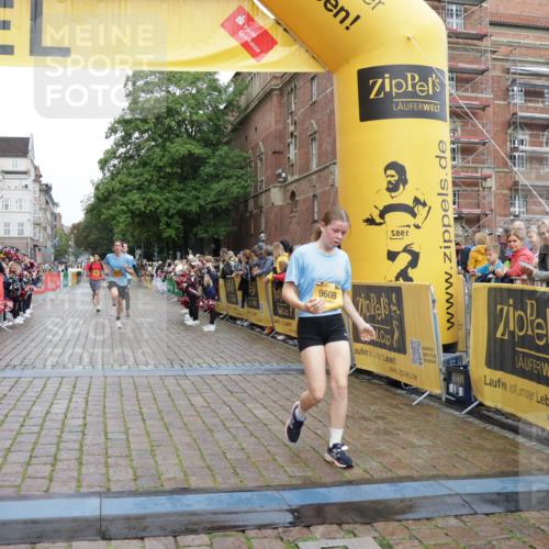 13.09.2026 - Kiel Lauf Yannick Fuchs http://msf.ph/oto/10419597 13.09.2026 09:41:12 Ziel 1593, 1966, 3883, 4137, 9608, 10299, 10974, 420, 1630, 1787, 3552, 5039, 6299, 6563, 7131, 7730, 8389, 8493, 8636, 9578, 9726, 10202, 10353, 11792, 12225, 1671, 4068, 4315, 9110, 11106, 11645, 11983, 12166, 1081, 2847, 3552, 6563, 7131, 7239, 7730, 11750 meine-sportfotos.de