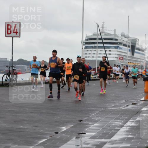 13.09.2026 - Kiel Lauf Andreas Tolksdorf http://msf.ph/oto/10419607 13.09.2026 10:57:27 Kiellinie 4280, 4, 2809, 11527, 1418, 3 meine-sportfotos.de