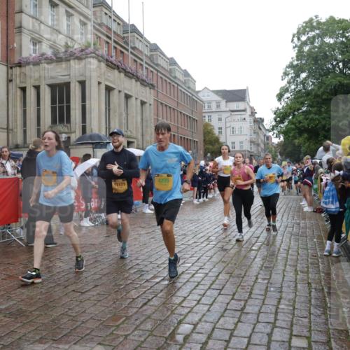 13.09.2026 - Kiel Lauf Yannick Fuchs http://msf.ph/oto/10419630 13.09.2026 10:51:53 Ziel 23, 825, 826, 1231, 1568, 1591, 1600, 2404, 2470, 2566, 2783, 3956, 4175, 4476, 4887, 5157, 5317, 5866, 6287, 6349, 6367, 6714, 7338, 8108, 8197, 8319, 8413, 9265, 10166, 10241, 10345, 10689, 11332, 11500, 11551, 12387, 101, 201, 240, 310, 901, 1231, 1754, 1804, 1890, 2035, 2393, 2468, 2519, 2690, 2803, 3013, 3029, 3440, 3751, 3879, 4040, 4084, 4205, 4613, 4619, 4646, 4939, 5174, 5441, 5735, 6177, 6663, 6865, 6928, 7043, 7914, 8373, 9030, 238 meine-sportfotos.de