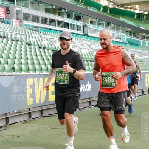 13.09.2026 - 21. swb-Marathon Bremen Michael Burmester http://msf.ph/oto/10419648 13.09.2026 13:21:09 Laufen im Stadion 128, 258, 351, 423, 441, 464, 601, 620, 704, 782, 851, 1060, 1066, 1094, 1129, 1158, 1177, 1316, 1344, 1409, 1417, 1439, 1446, 1518, 1676, 1697, 1729, 1756, 1808, 1815, 1846, 1916, 2010, 2028, 2064, 2139, 2201, 2258, 2278, 2349, 2394, 2395, 2414, 2417, 2437, 2501, 2519, 2533, 2551, 2588, 2652, 2694, 2695, 2736, 2756, 2793, 2828, 2886, 2954, 2995, 3004, 3010, 3017, 3018, 3022, 3034, 3035, 3036, 3037, 3059, 3070, 3074, 3102, 3139, 3144, 3225, 3264, 3310, 3315 meine-sportfotos.de