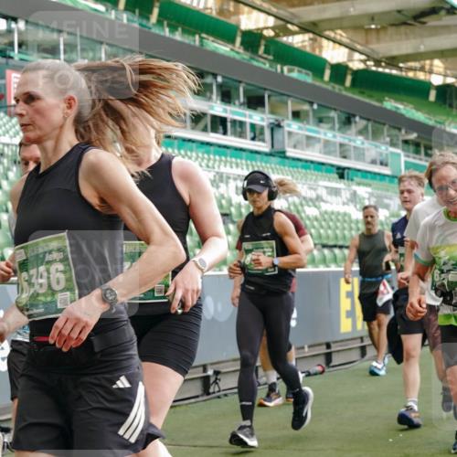 13.09.2026 - 21. swb-Marathon Bremen Michael Burmester http://msf.ph/oto/10419726 13.09.2026 13:21:11 Laufen im Stadion 128, 258, 351, 423, 441, 464, 601, 620, 704, 782, 851, 1060, 1066, 1094, 1129, 1158, 1177, 1316, 1344, 1409, 1417, 1439, 1446, 1518, 1676, 1697, 1729, 1756, 1808, 1815, 1846, 1916, 2010, 2028, 2064, 2139, 2201, 2258, 2278, 2349, 2394, 2395, 2414, 2417, 2437, 2501, 2519, 2533, 2551, 2588, 2652, 2694, 2695, 2736, 2756, 2793, 2828, 2886, 2954, 2995, 3004, 3010, 3017, 3018, 3022, 3034, 3035, 3036, 3037, 3059, 3070, 3074, 3102, 3139, 3144, 3225, 3264, 3310 meine-sportfotos.de