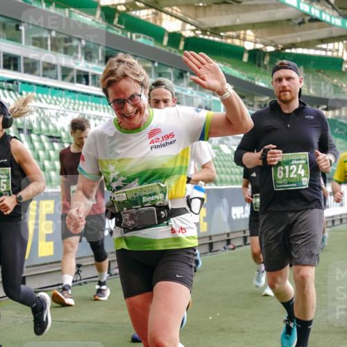 13.09.2026 - 21. swb-Marathon Bremen Michael Burmester http://msf.ph/oto/10419753 13.09.2026 13:21:12 Laufen im Stadion 128, 258, 351, 423, 441, 464, 601, 620, 704, 782, 851, 1060, 1066, 1094, 1129, 1158, 1177, 1316, 1344, 1409, 1417, 1439, 1446, 1518, 1676, 1697, 1729, 1756, 1808, 1815, 1846, 1916, 2010, 2028, 2064, 2139, 2201, 2258, 2278, 2349, 2394, 2395, 2414, 2417, 2437, 2501, 2519, 2533, 2551, 2588, 2652, 2694, 2695, 2736, 2756, 2793, 2828, 2886, 2954, 2995, 3004, 3010, 3017, 3018, 3022, 3034, 3035, 3036, 3037, 3059, 3070, 3074, 3102, 3139, 3144, 3225, 3264, 3310 meine-sportfotos.de