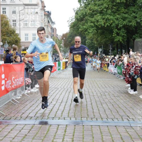 13.09.2026 - Kiel Lauf Yannick Fuchs http://msf.ph/oto/10419857 13.09.2026 09:41:34 Ziel 4068, 4315, 6649, 9110, 9771, 11106, 12166, 1593, 1671, 1966, 3883, 4137, 8389, 9110, 9608, 10202, 10299, 10974, 11645, 11983, 12166, 402, 3143, 3175, 4533, 4704, 5107, 6687, 6739, 7238, 8588, 8829, 9050, 9224, 11907, 12175, 1787, 5039, 6299, 8389, 8493, 8636, 9726, 10202 meine-sportfotos.de