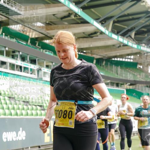 13.09.2026 - 21. swb-Marathon Bremen Michael Burmester http://msf.ph/oto/10419879 13.09.2026 10:43:52 Laufen im Stadion 10002, 10004, 10005, 10176, 10191, 10192, 10271, 10295, 10303, 10325, 10330, 10335, 10361, 10362, 10402, 10459, 10474, 10491, 10513, 10557, 10572, 10605, 10606, 10629, 10752, 10756, 10773, 10779, 10784, 10805, 10880, 10882, 10899, 10900, 10997, 10999, 11026, 11041, 11078, 11173, 11217, 11233, 11264, 11274, 11307, 11333, 11337, 11355, 11385, 11408, 11448, 11456, 11461, 11482, 11629, 11943, 12311, 12334 meine-sportfotos.de