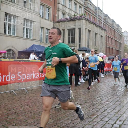 13.09.2026 - Kiel Lauf Yannick Fuchs http://msf.ph/oto/10419910 13.09.2026 10:52:22 Ziel 475, 777, 1471, 1472, 1526, 1527, 1658, 1802, 1811, 2544, 3280, 3343, 3582, 3630, 3881, 4008, 4957, 5126, 5359, 5442, 6110, 6113, 6493, 6872, 7621, 8051, 8326, 8855, 8898, 8908, 9024, 9025, 9624, 9711, 9894, 10035, 10126, 10320, 10540, 10715, 10811, 10887, 11082, 11535, 11658, 11661, 11875, 12289, 12431, 12536, 23, 171, 825, 826, 1027, 1364, 1365, 1591, 1600, 1869, 2404, 2438, 2484, 2806, 2991, 3435, 3529, 3644, 3956, 4175, 4385, 4476, 4887, 201, 310 meine-sportfotos.de