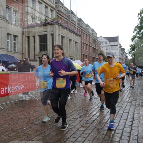 13.09.2026 - Kiel Lauf Yannick Fuchs http://msf.ph/oto/10419924 13.09.2026 10:52:24 Ziel 475, 626, 777, 1471, 1472, 1473, 1526, 1527, 1531, 1658, 1802, 2293, 2442, 2544, 3343, 3582, 3630, 3881, 5126, 5433, 5442, 6110, 6113, 6388, 6493, 6872, 7603, 7621, 8316, 8326, 8734, 8855, 8898, 8908, 9024, 9025, 9711, 9894, 10035, 10126, 10320, 10715, 10786, 10887, 11082, 11535, 11622, 11658, 11661, 11875, 12289, 12431, 12536, 23, 171, 825, 1027, 1364, 1365, 1591, 1600, 1811, 1869, 2404, 2438, 2484, 2806, 2991, 3280, 3435, 3529, 3644, 3881, 3956, 4008, 4175, 4385, 4476 meine-sportfotos.de