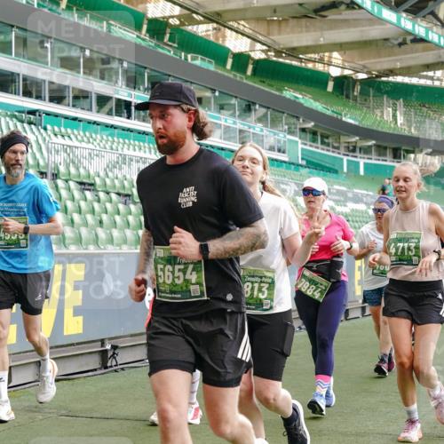 13.09.2026 - 21. swb-Marathon Bremen Michael Burmester http://msf.ph/oto/10419949 13.09.2026 13:21:18 Laufen im Stadion 128, 258, 351, 423, 441, 464, 601, 620, 704, 782, 851, 1060, 1066, 1094, 1129, 1158, 1177, 1316, 1344, 1409, 1417, 1439, 1446, 1518, 1676, 1697, 1729, 1756, 1808, 1815, 1846, 2010, 2028, 2064, 2139, 2201, 2258, 2278, 2349, 2394, 2395, 2414, 2417, 2437, 2501, 2519, 2533, 2551, 2588, 2652, 2660, 2694, 2695, 2736, 2756, 2793, 2828, 2886, 2954, 2964, 2995, 3004, 3010, 3017, 3018, 3022, 3034, 3035, 3036, 3037, 3059, 3070, 3074, 3102, 3139, 3144, 3225, 3264, 3310 meine-sportfotos.de