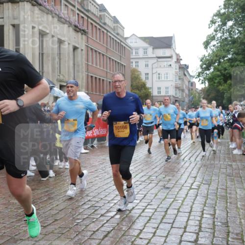 13.09.2026 - Kiel Lauf Yannick Fuchs http://msf.ph/oto/10419971 13.09.2026 10:52:28 Ziel 90, 475, 626, 1471, 1472, 1473, 1526, 1527, 1531, 1658, 1802, 2293, 2442, 2544, 3343, 3582, 3630, 3925, 5126, 5433, 5442, 5723, 6388, 6405, 6493, 7088, 7196, 7603, 7621, 8205, 8316, 8734, 8855, 8908, 9024, 9025, 9711, 10035, 10126, 10320, 10715, 10786, 10887, 11082, 11535, 11555, 11622, 11658, 11661, 11875, 11913, 12289, 12431, 23, 171, 777, 825, 1027, 1364, 1365, 1591, 1811, 1869, 2438, 2484, 2544, 2806, 2991, 3280, 3435, 3529, 3644, 3881, 4008, 4385 meine-sportfotos.de