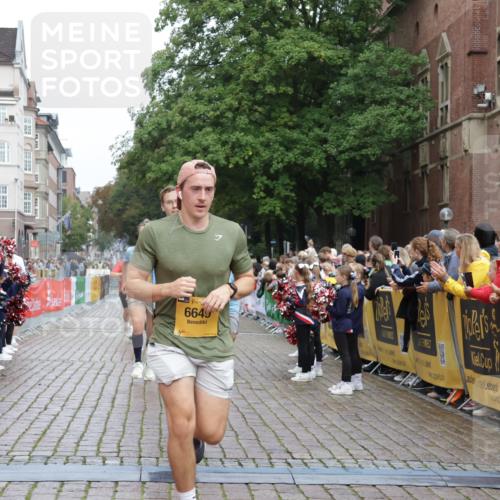 13.09.2026 - Kiel Lauf Yannick Fuchs http://msf.ph/oto/10419981 13.09.2026 09:41:42 Ziel 402, 3143, 3175, 4315, 4704, 6649, 6687, 8588, 9224, 9771, 11907, 1593, 1671, 1966, 4068, 4315, 9110, 9608, 10299, 10974, 11106, 11645, 11983, 12166, 699, 772, 2910, 3801, 4533, 5107, 6739, 7238, 8829, 9050, 12175, 1593, 3883, 4137, 8389, 9608, 10202 meine-sportfotos.de