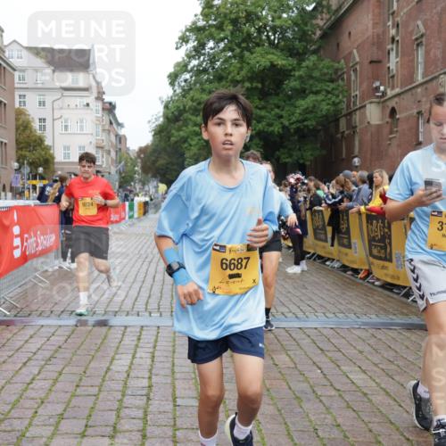 13.09.2026 - Kiel Lauf Yannick Fuchs http://msf.ph/oto/10420031 13.09.2026 09:41:46 Ziel 402, 3143, 3175, 4533, 4704, 5107, 6649, 6687, 6739, 7238, 8588, 9224, 11907, 1671, 1966, 4068, 4315, 9110, 9771, 10299, 10974, 11106, 11645, 11983, 12166, 699, 772, 2910, 3801, 5276, 6599, 8829, 9050, 12175, 1593, 4137, 9608, 10299, 10974 meine-sportfotos.de