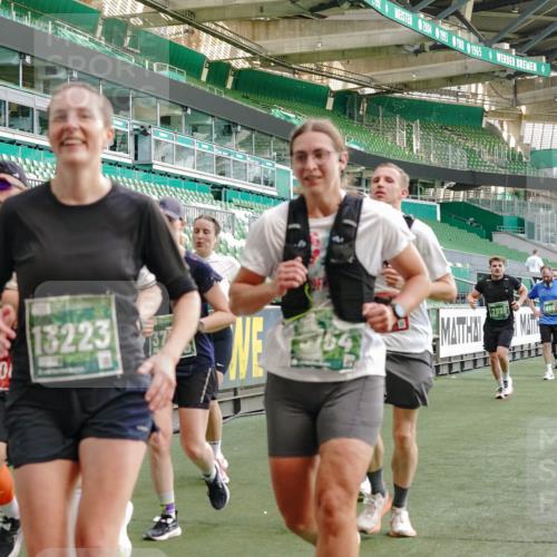 13.09.2026 - 21. swb-Marathon Bremen Michael Burmester http://msf.ph/oto/10420070 13.09.2026 13:21:22 Laufen im Stadion 128, 258, 351, 423, 441, 601, 620, 704, 782, 851, 1060, 1094, 1129, 1158, 1177, 1316, 1344, 1409, 1417, 1439, 1446, 1518, 1676, 1697, 1729, 1756, 1808, 1815, 1846, 2010, 2028, 2064, 2139, 2201, 2258, 2278, 2290, 2349, 2394, 2395, 2414, 2417, 2437, 2501, 2519, 2533, 2551, 2588, 2632, 2652, 2660, 2694, 2695, 2736, 2793, 2828, 2886, 2954, 2964, 2995, 3004, 3010, 3017, 3018, 3022, 3034, 3035, 3036, 3037, 3070, 3074, 3102, 3139, 3144, 3225, 3264, 3310, 3682 meine-sportfotos.de