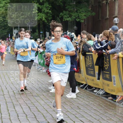 13.09.2026 - Kiel Lauf Yannick Fuchs http://msf.ph/oto/10420073 13.09.2026 09:41:50 Ziel 402, 3143, 3175, 4533, 4704, 5107, 6687, 6739, 7238, 8588, 8829, 9050, 9224, 11907, 12175, 1671, 1966, 4068, 4315, 4704, 6649, 9110, 9771, 11106, 11645, 11983, 12166, 570, 699, 772, 792, 2910, 3801, 5011, 5276, 6599, 12723, 1671, 1966, 9608, 10299, 10974, 11983 meine-sportfotos.de