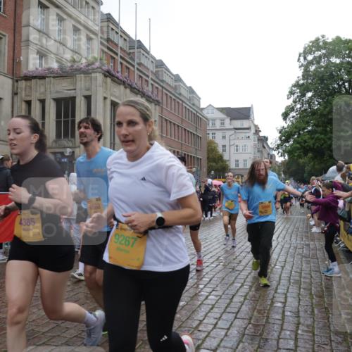 13.09.2026 - Kiel Lauf Yannick Fuchs http://msf.ph/oto/10420085 13.09.2026 10:52:34 Ziel 90, 172, 475, 626, 1471, 1472, 1473, 1474, 1531, 1837, 2293, 2442, 2735, 3054, 3582, 3778, 3853, 3925, 4485, 5433, 5723, 6388, 6405, 7060, 7088, 7196, 7603, 7621, 8100, 8205, 8316, 8615, 8734, 9024, 9025, 9414, 9711, 9886, 10786, 11082, 11359, 11535, 11555, 11622, 11658, 11661, 11913, 171, 777, 1027, 1364, 1365, 1526, 1527, 1658, 1802, 1811, 1869, 2438, 2484, 2544, 2806, 2991, 3280, 3343, 3435, 3529, 3630, 3644, 3881, 4008, 4385, 154, 1083, 1426, 1550, 3059, 3431, 5329 meine-sportfotos.de