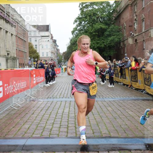 13.09.2026 - Kiel Lauf Yannick Fuchs http://msf.ph/oto/10420111 13.09.2026 09:41:59 Ziel 699, 772, 2910, 3801, 4533, 5107, 6599, 6739, 7238, 8829, 9050, 12175, 402, 3143, 3175, 4068, 4315, 4533, 4704, 6649, 6687, 6739, 8588, 9110, 9224, 9771, 11106, 11907, 12166, 133, 570, 792, 3357, 3676, 5011, 5105, 5276, 5336, 5774, 6620, 6797, 7687, 8476, 10938, 11793, 12723, 1671, 4068, 9110, 11645, 11983, 12166 meine-sportfotos.de