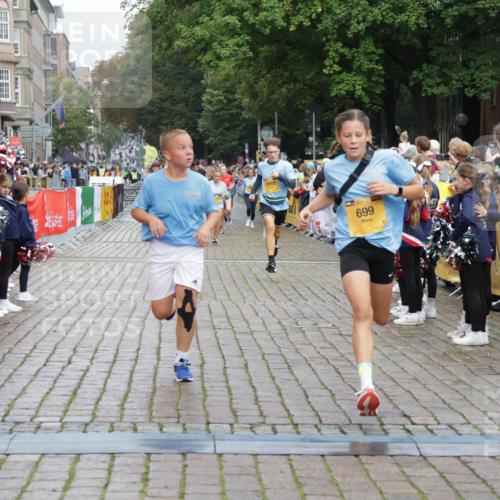13.09.2026 - Kiel Lauf Yannick Fuchs http://msf.ph/oto/10420147 13.09.2026 09:42:02 Ziel 699, 772, 2910, 3801, 5011, 5276, 6599, 8829, 9050, 12175, 402, 3143, 3175, 4315, 4533, 4704, 5107, 6649, 6687, 6739, 7238, 8588, 9224, 9771, 11106, 11907, 12175, 133, 570, 792, 2914, 2955, 2977, 3357, 3676, 5105, 5336, 5774, 6620, 6797, 7687, 8476, 10938, 11793, 12723, 4068, 9110, 11106, 11645, 12166 meine-sportfotos.de