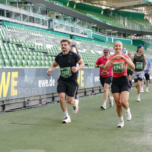 13.09.2026 - 21. swb-Marathon Bremen Michael Burmester http://msf.ph/oto/10420148 13.09.2026 13:21:27 Laufen im Stadion 128, 258, 343, 351, 423, 441, 601, 620, 704, 782, 851, 1060, 1094, 1129, 1158, 1177, 1316, 1344, 1409, 1417, 1439, 1446, 1518, 1669, 1676, 1697, 1729, 1756, 1808, 1815, 1846, 2010, 2028, 2064, 2139, 2201, 2258, 2278, 2290, 2349, 2394, 2395, 2414, 2417, 2437, 2501, 2519, 2533, 2551, 2588, 2619, 2632, 2652, 2660, 2694, 2695, 2736, 2793, 2828, 2886, 2954, 2964, 2995, 3004, 3010, 3017, 3018, 3022, 3034, 3035, 3036, 3037, 3070, 3074, 3102, 3139, 3144, 3225, 3264, 3310, 3682 meine-sportfotos.de