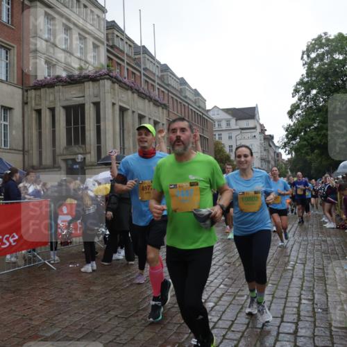 13.09.2026 - Kiel Lauf Yannick Fuchs http://msf.ph/oto/10420190 13.09.2026 10:52:41 Ziel 158, 172, 398, 1433, 1474, 1535, 1634, 1812, 1837, 2069, 2089, 2735, 3050, 3054, 3452, 3778, 3853, 3925, 4100, 4485, 5723, 6405, 7060, 7154, 7196, 7230, 8100, 8205, 8615, 9414, 9831, 9886, 11204, 11359, 11459, 11555, 11913, 90, 475, 626, 777, 1027, 1471, 1472, 1473, 1526, 1527, 1531, 1658, 1802, 1811, 1869, 2293, 2438, 2442, 2544, 2991, 3280, 3343, 3435, 3582, 3630, 3881, 4008, 154, 1071, 1083, 1426, 1486, 1550, 3059, 3431, 3587, 3657, 5329, 5642, 5643, 5710, 6015, 7139 meine-sportfotos.de