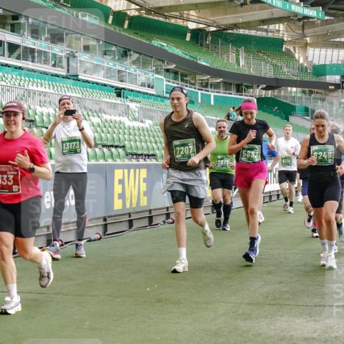 13.09.2026 - 21. swb-Marathon Bremen Michael Burmester http://msf.ph/oto/10420229 13.09.2026 13:21:28 Laufen im Stadion 128, 258, 343, 351, 423, 441, 601, 620, 704, 782, 851, 1060, 1094, 1129, 1158, 1177, 1316, 1344, 1409, 1417, 1439, 1446, 1518, 1669, 1676, 1697, 1729, 1756, 1808, 1815, 1846, 2010, 2064, 2139, 2201, 2258, 2278, 2290, 2349, 2394, 2395, 2414, 2417, 2437, 2501, 2519, 2533, 2551, 2588, 2619, 2632, 2652, 2660, 2694, 2695, 2736, 2793, 2828, 2886, 2954, 2964, 2995, 3004, 3010, 3017, 3018, 3022, 3034, 3035, 3036, 3037, 3070, 3074, 3102, 3139, 3144, 3225, 3264, 3310, 3682 meine-sportfotos.de