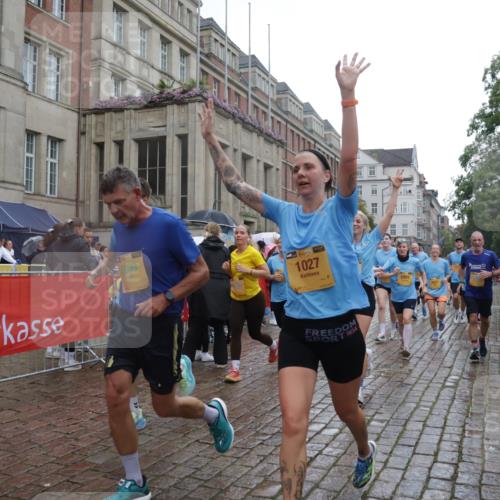 13.09.2026 - Kiel Lauf Yannick Fuchs http://msf.ph/oto/10420237 13.09.2026 10:52:43 Ziel 158, 172, 398, 1433, 1474, 1535, 1634, 1812, 1837, 2069, 2089, 2735, 3050, 3054, 3452, 3514, 3778, 3853, 4100, 4485, 6201, 7060, 7154, 7230, 8100, 8615, 9414, 9831, 9886, 10594, 11096, 11204, 11359, 11459, 90, 475, 626, 777, 1027, 1471, 1472, 1473, 1526, 1527, 1531, 1658, 1802, 1811, 2293, 2438, 2442, 2544, 2991, 3280, 3343, 3435, 3582, 3630, 3881, 4008, 154, 1071, 1083, 1426, 1486, 1550, 3059, 3431, 3587, 3657, 5329, 5642, 5643, 5710, 6015, 7139, 10755 meine-sportfotos.de