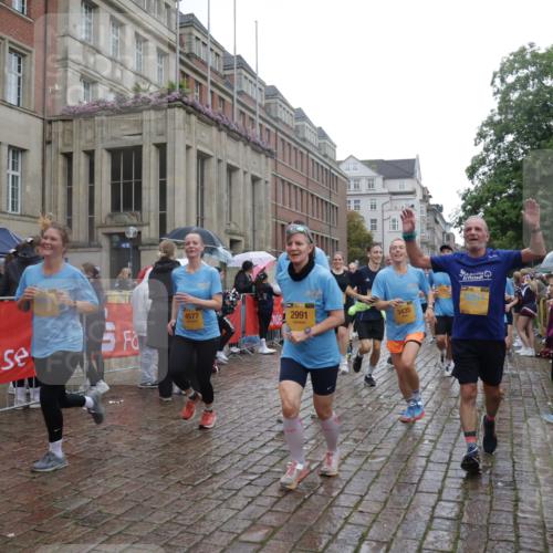 13.09.2026 - Kiel Lauf Yannick Fuchs http://msf.ph/oto/10420260 13.09.2026 10:52:44 Ziel 158, 172, 398, 1433, 1474, 1535, 1634, 1812, 1837, 2069, 2089, 2735, 3050, 3054, 3452, 3514, 3778, 3853, 4100, 4485, 6201, 7017, 7060, 7154, 7230, 8100, 8615, 9414, 9831, 9886, 10594, 11048, 11096, 11204, 11359, 11459, 90, 475, 626, 777, 1027, 1471, 1472, 1473, 1526, 1527, 1531, 1658, 1802, 1811, 2293, 2438, 2442, 2544, 2991, 3280, 3343, 3435, 3582, 3630, 3778, 3881, 4008, 154, 1071, 1083, 1426, 1486, 1550, 3059, 3431, 3587, 3657, 5329, 5642, 5643, 5710, 6015, 7139, 10755 meine-sportfotos.de