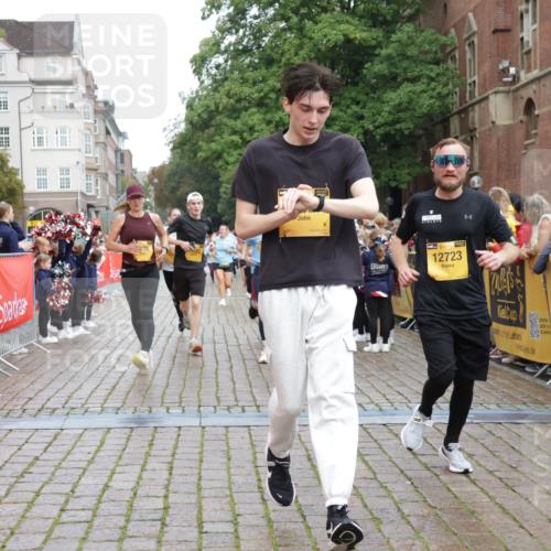 13.09.2026 - Kiel Lauf Yannick Fuchs http://msf.ph/oto/10420297 13.09.2026 09:42:13 Ziel 133, 570, 792, 3357, 3676, 5011, 5105, 5276, 5336, 5774, 6599, 6620, 6797, 7687, 8476, 11793, 12723, 402, 699, 772, 2910, 3143, 3175, 3801, 4533, 4704, 5107, 6599, 6649, 6687, 6739, 7238, 8588, 8829, 9050, 9224, 11907, 12175, 445, 771, 1045, 1777, 2608, 2914, 2955, 2977, 4548, 5559, 6075, 6099, 6213, 6542, 6913, 10938, 12190, 4315, 4704, 6649, 8588, 9771 meine-sportfotos.de