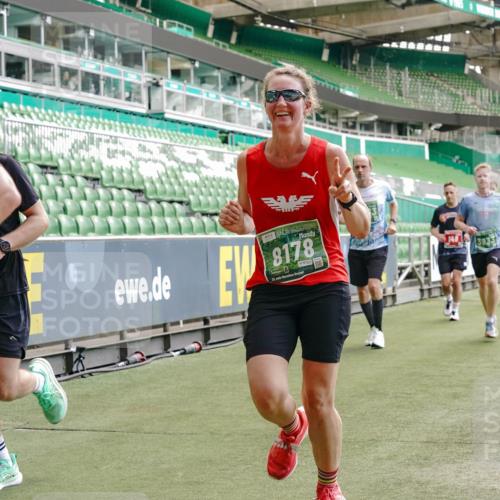 13.09.2026 - 21. swb-Marathon Bremen Michael Burmester http://msf.ph/oto/10420314 13.09.2026 12:58:44 Laufen im Stadion 141, 148, 191, 226, 232, 334, 511, 672, 745, 789, 790, 909, 972, 1010, 1080, 1119, 1166, 1191, 1199, 1254, 1281, 1516, 1535, 1642, 1647, 1752, 1881, 1931, 1933, 2046, 2210, 2289, 2324, 2343, 2367, 2371, 2397, 2402, 2423, 2425, 2577, 2771, 2806, 2807, 2827, 2885, 2899, 2903, 2953, 2961, 2979, 3015, 3021, 3051, 3098, 3120, 3124, 3138, 3148, 3182, 3186, 3190, 3233, 3319, 3338, 3435, 3516, 3531, 3534, 3560, 3652, 3655, 3685, 3690, 3695, 3866, 3933, 3934, 4101, 205 meine-sportfotos.de