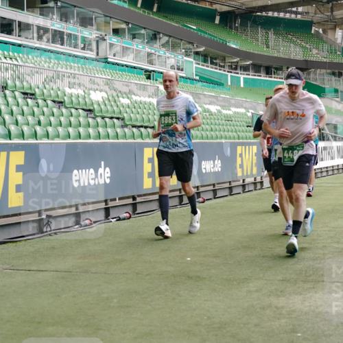 13.09.2026 - 21. swb-Marathon Bremen Michael Burmester http://msf.ph/oto/10420359 13.09.2026 12:58:45 Laufen im Stadion 141, 148, 191, 226, 232, 334, 511, 672, 745, 789, 790, 909, 972, 1010, 1080, 1119, 1166, 1191, 1199, 1254, 1281, 1516, 1535, 1642, 1647, 1752, 1881, 1931, 1933, 2046, 2210, 2289, 2324, 2343, 2367, 2371, 2397, 2402, 2423, 2425, 2577, 2771, 2806, 2807, 2827, 2885, 2899, 2903, 2953, 2961, 2979, 3015, 3021, 3051, 3098, 3120, 3124, 3138, 3148, 3182, 3186, 3190, 3233, 3319, 3338, 3435, 3516, 3531, 3534, 3560, 3652, 3655, 3685, 3690, 3695, 3866, 3933, 3934, 4101, 205 meine-sportfotos.de