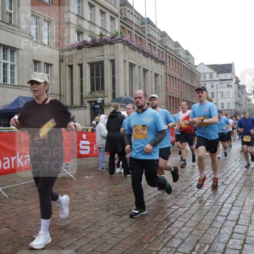 13.09.2026 - Kiel Lauf Yannick Fuchs http://msf.ph/oto/10420398 13.09.2026 10:52:52 Ziel 154, 158, 398, 1083, 1426, 1433, 1486, 1535, 1550, 1634, 1812, 2069, 2089, 3050, 3059, 3431, 3452, 3514, 3875, 4100, 4570, 5329, 5710, 5838, 6201, 7017, 7230, 7596, 7883, 8516, 8580, 8863, 8935, 8978, 9166, 9831, 10594, 11048, 11096, 11204, 11282, 11496, 12213, 90, 172, 475, 626, 1471, 1472, 1473, 1474, 1526, 1527, 1531, 1658, 1802, 1837, 2089, 2293, 2442, 2544, 2735, 3054, 3343, 3582, 3630, 3778, 3853, 1071, 3587, 3657, 5642, 5643, 6015, 7139, 10755 meine-sportfotos.de