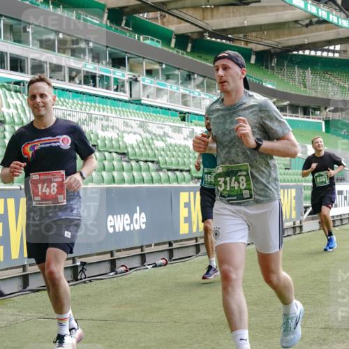 13.09.2026 - 21. swb-Marathon Bremen Michael Burmester http://msf.ph/oto/10420449 13.09.2026 12:58:48 Laufen im Stadion 141, 148, 191, 226, 232, 334, 511, 672, 745, 789, 790, 909, 972, 1010, 1080, 1119, 1166, 1191, 1199, 1281, 1516, 1535, 1642, 1647, 1752, 1881, 1931, 1933, 2046, 2210, 2289, 2324, 2343, 2367, 2371, 2397, 2423, 2425, 2577, 2771, 2806, 2807, 2827, 2885, 2899, 2903, 2953, 2961, 2979, 3015, 3021, 3051, 3098, 3120, 3124, 3138, 3148, 3182, 3186, 3190, 3233, 3319, 3338, 3435, 3516, 3531, 3534, 3560, 3652, 3655, 3685, 3690, 3695, 3866, 3933, 3934, 4101, 205 meine-sportfotos.de