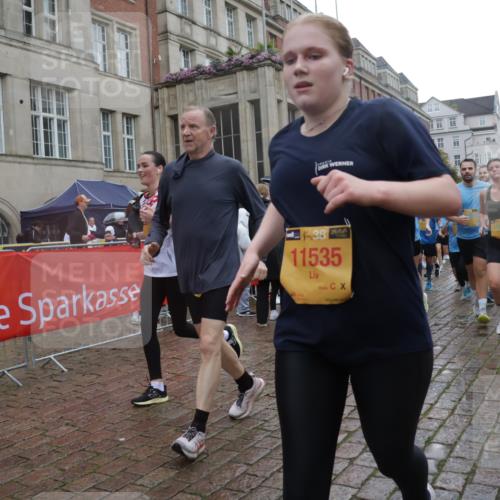 13.09.2026 - Kiel Lauf Yannick Fuchs http://msf.ph/oto/10420506 13.09.2026 10:52:58 Ziel 127, 154, 1071, 1083, 1426, 1486, 1550, 3059, 3173, 3431, 3514, 3587, 3657, 3875, 4570, 5329, 5642, 5643, 5710, 5838, 6015, 6161, 6201, 6695, 6777, 7017, 7139, 7596, 7883, 8516, 8580, 8863, 8905, 8935, 8978, 9126, 9166, 9749, 10721, 11048, 11282, 11496, 11988, 12213, 90, 158, 172, 398, 475, 626, 1433, 1471, 1472, 1473, 1474, 1531, 1535, 1634, 1812, 1837, 2069, 2089, 2293, 2442, 2735, 3050, 3054, 3343, 3452, 3514, 3582, 3778, 3853, 6201, 475 meine-sportfotos.de