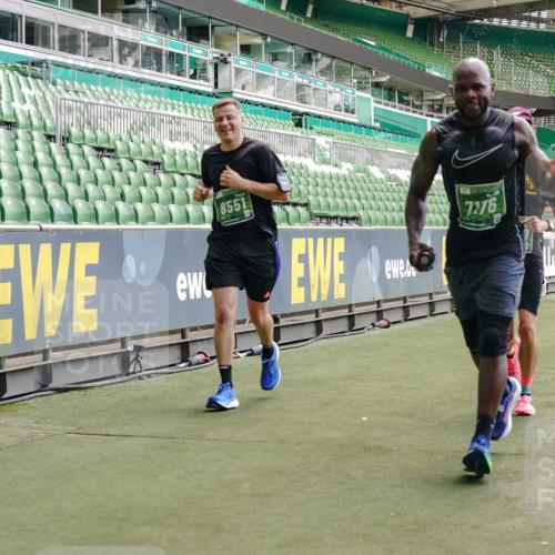 13.09.2026 - 21. swb-Marathon Bremen Michael Burmester http://msf.ph/oto/10420517 13.09.2026 12:58:51 Laufen im Stadion 141, 148, 191, 226, 232, 334, 511, 672, 745, 789, 790, 909, 972, 1080, 1119, 1166, 1191, 1199, 1281, 1516, 1535, 1642, 1647, 1752, 1881, 1931, 1933, 2046, 2210, 2289, 2343, 2367, 2371, 2397, 2423, 2425, 2577, 2771, 2806, 2807, 2827, 2885, 2899, 2903, 2953, 2961, 2979, 3015, 3021, 3051, 3098, 3120, 3124, 3138, 3148, 3182, 3186, 3190, 3233, 3319, 3338, 3435, 3516, 3531, 3534, 3560, 3652, 3655, 3685, 3690, 3695, 3866, 3933, 3934, 205 meine-sportfotos.de