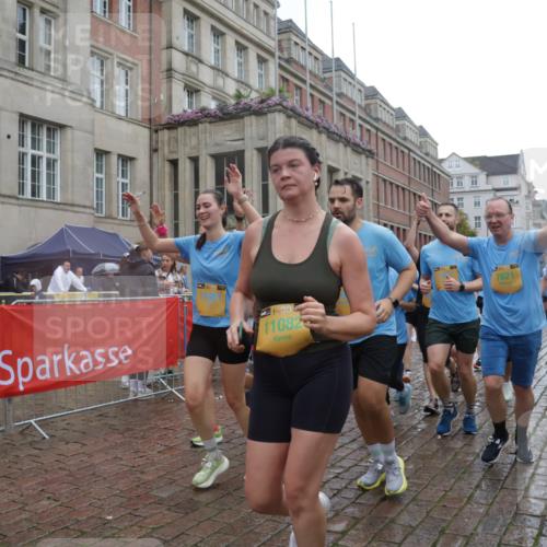 13.09.2026 - Kiel Lauf Yannick Fuchs http://msf.ph/oto/10420534 13.09.2026 10:53:00 Ziel 127, 154, 1071, 1083, 1426, 1486, 1550, 3059, 3104, 3173, 3431, 3587, 3657, 3875, 4570, 5329, 5642, 5643, 5710, 5838, 6015, 6161, 6695, 6777, 7139, 7596, 7883, 8516, 8580, 8863, 8905, 8935, 8978, 9126, 9166, 9749, 10721, 11074, 11282, 11496, 11988, 12213, 12217, 90, 158, 172, 398, 475, 626, 1433, 1471, 1472, 1473, 1474, 1531, 1535, 1634, 1812, 1837, 2069, 2089, 2293, 2442, 2735, 3050, 3054, 3452, 3514, 3582, 3778, 3853, 6201, 7017, 7883, 475 meine-sportfotos.de