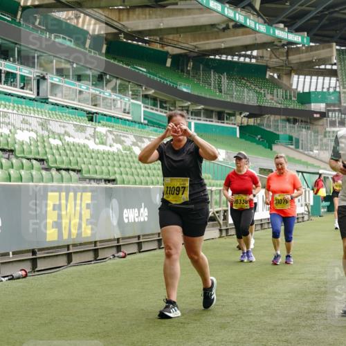 13.09.2026 - 21. swb-Marathon Bremen Michael Burmester http://msf.ph/oto/10420580 13.09.2026 10:44:20 Laufen im Stadion 10002, 10004, 10005, 10176, 10191, 10192, 10271, 10295, 10325, 10335, 10402, 10459, 10474, 10513, 10572, 10605, 10606, 10629, 10679, 10713, 10756, 10779, 10882, 10899, 10900, 10979, 10997, 10999, 11081, 11217, 11233, 11264, 11274, 11307, 11333, 11337, 11355, 11385, 11408, 11448, 11456, 11461, 11482, 11495, 11629, 11808, 11932, 11943, 12057, 12151, 12226, 12311, 12321, 12334 meine-sportfotos.de