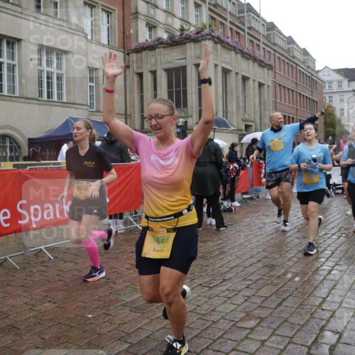 13.09.2026 - Kiel Lauf Yannick Fuchs http://msf.ph/oto/10420743 13.09.2026 10:53:11 Ziel 127, 373, 2174, 3104, 3153, 3173, 3500, 4196, 5691, 5924, 6055, 6104, 6181, 6374, 7139, 7869, 8422, 8483, 8518, 10367, 11074, 11097, 11919, 11988, 12217, 12405, 12844, 154, 158, 172, 398, 1071, 1083, 1426, 1433, 1474, 1486, 1535, 1550, 1634, 1812, 1837, 2069, 2089, 2735, 3050, 3054, 3059, 3431, 3452, 3514, 3587, 3657, 3853, 3875, 4570, 5329, 5642, 5643, 5710, 5838, 6015, 6161, 6201, 6695, 6777, 7017, 7139, 7596, 7883, 8516, 8580, 8863, 8905, 8935, 9749, 10721, 172 meine-sportfotos.de