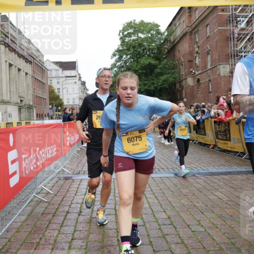 13.09.2026 - Kiel Lauf Yannick Fuchs http://msf.ph/oto/10420759 13.09.2026 09:42:37 Ziel 142, 445, 771, 1045, 1777, 2608, 4548, 5559, 6075, 6213, 6423, 6542, 6913, 8532, 9519, 9592, 9706, 12190, 133, 445, 570, 792, 2910, 2914, 2955, 2977, 3357, 3676, 5011, 5105, 5276, 5336, 5559, 5774, 6099, 6599, 6620, 6797, 7687, 8476, 10938, 11793, 12723, 762, 1213, 3827, 3849, 4322, 7874, 8191, 8870, 9311, 9629, 11721, 12678, 699, 772, 2910, 3801, 6599 meine-sportfotos.de
