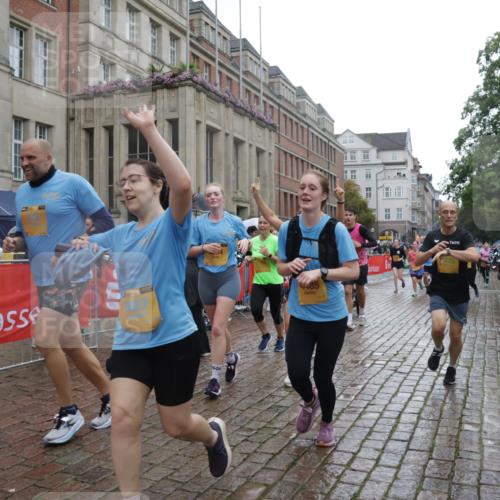 13.09.2026 - Kiel Lauf Yannick Fuchs http://msf.ph/oto/10420763 13.09.2026 10:53:12 Ziel 127, 373, 2174, 2336, 3104, 3153, 3173, 3500, 4196, 5691, 5924, 6055, 6104, 6181, 6374, 7869, 8422, 8483, 8518, 10367, 11074, 11097, 11919, 12217, 12405, 12844, 154, 158, 172, 398, 1071, 1083, 1426, 1433, 1474, 1486, 1535, 1550, 1634, 1812, 1837, 2069, 2089, 2735, 3050, 3054, 3059, 3173, 3431, 3452, 3514, 3587, 3657, 3875, 4570, 5329, 5642, 5643, 5710, 5838, 6015, 6161, 6201, 6695, 6777, 7017, 7139, 7596, 7883, 8516, 8580, 8863, 8905, 8935, 9749, 10721, 172 meine-sportfotos.de