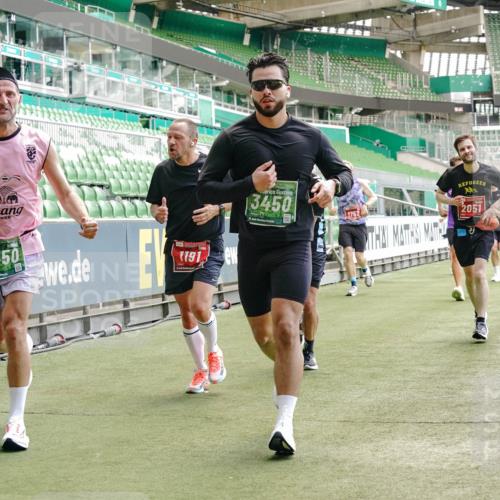 13.09.2026 - 21. swb-Marathon Bremen Michael Burmester http://msf.ph/oto/10420785 13.09.2026 12:58:59 Laufen im Stadion 141, 148, 191, 226, 232, 334, 511, 672, 745, 789, 790, 909, 972, 1080, 1119, 1166, 1191, 1199, 1281, 1516, 1535, 1642, 1647, 1752, 1881, 1931, 1933, 2046, 2210, 2289, 2343, 2367, 2371, 2397, 2423, 2425, 2570, 2577, 2771, 2806, 2807, 2827, 2885, 2899, 2903, 2953, 2961, 2979, 3015, 3021, 3098, 3120, 3124, 3138, 3148, 3182, 3186, 3190, 3233, 3319, 3338, 3435, 3516, 3531, 3534, 3560, 3652, 3655, 3685, 3695, 3933, 3934, 205 meine-sportfotos.de