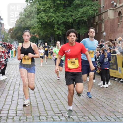 13.09.2026 - Kiel Lauf Yannick Fuchs http://msf.ph/oto/10420793 13.09.2026 09:42:42 Ziel 142, 762, 1045, 2608, 3827, 4322, 4548, 6075, 6423, 6913, 8532, 9519, 9592, 9706, 133, 445, 570, 771, 792, 1045, 1777, 2914, 2955, 2977, 3357, 3676, 4548, 5011, 5105, 5336, 5559, 5774, 6075, 6099, 6213, 6542, 6620, 6797, 7687, 8476, 10938, 11793, 12190, 12723, 1040, 1213, 3849, 3850, 5530, 7874, 8191, 8870, 9311, 9629, 11721, 11753, 12678, 570, 699, 792, 2910, 3801, 5011, 5276, 6599, 12723 meine-sportfotos.de