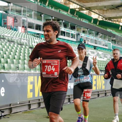 13.09.2026 - 21. swb-Marathon Bremen Michael Burmester http://msf.ph/oto/10420805 13.09.2026 13:21:48 Laufen im Stadion 128, 258, 343, 351, 423, 441, 571, 601, 620, 704, 782, 851, 1060, 1094, 1157, 1158, 1177, 1259, 1316, 1344, 1417, 1439, 1518, 1657, 1669, 1676, 1697, 1729, 1808, 1846, 1883, 2010, 2064, 2139, 2201, 2258, 2278, 2290, 2394, 2395, 2414, 2417, 2437, 2501, 2519, 2551, 2588, 2619, 2632, 2652, 2660, 2685, 2711, 2736, 2793, 2828, 2886, 2954, 2964, 2995, 3004, 3010, 3017, 3018, 3022, 3034, 3035, 3036, 3037, 3070, 3074, 3102, 3139, 3144, 3225, 3351, 3682, 3784, 4020, 4431, 1506 meine-sportfotos.de