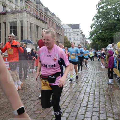 13.09.2026 - Kiel Lauf Yannick Fuchs http://msf.ph/oto/10420875 13.09.2026 10:53:19 Ziel 168, 207, 373, 2174, 2336, 2859, 3153, 4005, 4196, 5691, 6104, 6181, 6543, 6821, 7365, 8422, 10276, 10367, 11097, 11253, 12513, 12844, 127, 154, 158, 1071, 1083, 1426, 1433, 1486, 1535, 1550, 1634, 2069, 3050, 3059, 3104, 3173, 3431, 3452, 3500, 3514, 3587, 3657, 3875, 4570, 5329, 5642, 5643, 5710, 5838, 5924, 6015, 6055, 6161, 6201, 6374, 6695, 6777, 7017, 7139, 7596, 7869, 7883, 8483, 8516, 8518, 8580, 8863, 8905, 8935, 9749, 10721, 11074, 1199, 172 meine-sportfotos.de