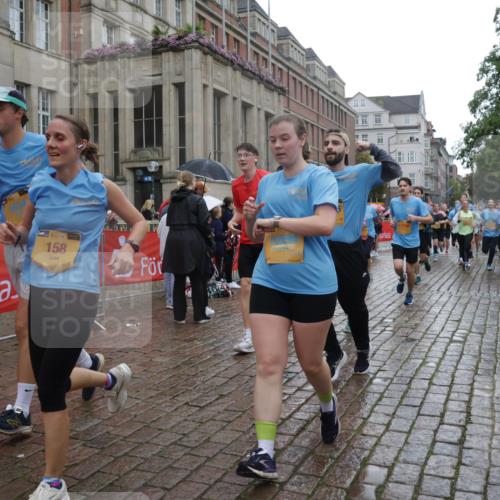 13.09.2026 - Kiel Lauf Yannick Fuchs http://msf.ph/oto/10420899 13.09.2026 10:53:21 Ziel 168, 207, 373, 1757, 2174, 2336, 2859, 3153, 4005, 4196, 5691, 6181, 6543, 6821, 7365, 7649, 8422, 10276, 10367, 11097, 11253, 11556, 12380, 12513, 12844, 127, 154, 158, 1071, 1083, 1426, 1486, 1550, 1634, 3059, 3104, 3173, 3431, 3452, 3500, 3514, 3587, 3657, 3875, 4570, 5329, 5642, 5643, 5710, 5838, 5924, 6015, 6055, 6104, 6161, 6201, 6374, 6695, 6777, 7017, 7139, 7596, 7869, 7883, 8483, 8516, 8518, 8580, 8863, 8905, 8935, 9749, 10721, 11074, 1199, 172 meine-sportfotos.de
