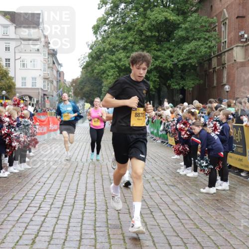 13.09.2026 - Kiel Lauf Yannick Fuchs http://msf.ph/oto/10420948 13.09.2026 09:42:52 Ziel 762, 1213, 3827, 3849, 4322, 7874, 8191, 8870, 9311, 9629, 11721, 12678, 133, 142, 445, 771, 1045, 1777, 2608, 2914, 2955, 2977, 3676, 4548, 5559, 6075, 6099, 6213, 6423, 6542, 6797, 6913, 8532, 9519, 9592, 9706, 10938, 12190, 1040, 3041, 3850, 5530, 9354, 9933, 10047, 10118, 11753, 12259, 133, 3357, 3676, 5105, 5336, 5774, 6620, 6797, 7687, 8476, 10938, 11793 meine-sportfotos.de