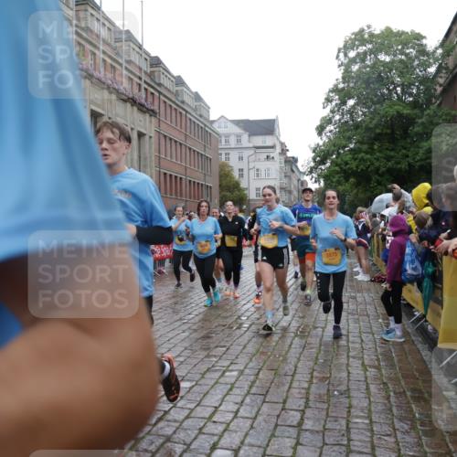 13.09.2026 - Kiel Lauf Yannick Fuchs http://msf.ph/oto/10420970 13.09.2026 10:53:25 Ziel 168, 207, 373, 1757, 2174, 2336, 2859, 4005, 5285, 5691, 5766, 5769, 5788, 6543, 6821, 7365, 7649, 10276, 10367, 11166, 11253, 11556, 12380, 12513, 127, 154, 373, 1071, 1083, 1426, 1486, 1550, 3059, 3104, 3153, 3173, 3431, 3500, 3587, 3657, 3875, 4196, 4570, 5329, 5642, 5643, 5691, 5710, 5838, 5924, 6015, 6055, 6104, 6161, 6181, 6374, 6695, 6777, 7139, 7596, 7869, 7883, 8422, 8483, 8516, 8518, 8580, 8863, 8905, 8935, 9749, 10721, 11074, 11097, 1199 meine-sportfotos.de
