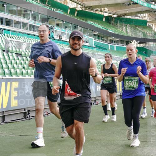 13.09.2026 - 21. swb-Marathon Bremen Michael Burmester http://msf.ph/oto/10420980 13.09.2026 13:21:56 Laufen im Stadion 128, 160, 211, 258, 343, 351, 423, 441, 571, 601, 620, 704, 782, 851, 1060, 1094, 1157, 1158, 1177, 1259, 1316, 1344, 1417, 1439, 1518, 1657, 1669, 1676, 1729, 1808, 1846, 1883, 2139, 2201, 2258, 2278, 2290, 2394, 2395, 2414, 2417, 2437, 2504, 2519, 2551, 2588, 2619, 2632, 2652, 2660, 2685, 2711, 2736, 2793, 2828, 2886, 2954, 2964, 2995, 3004, 3010, 3022, 3034, 3070, 3074, 3102, 3144, 3225, 3351, 3682, 3784, 4020, 4431, 4584, 1506 meine-sportfotos.de